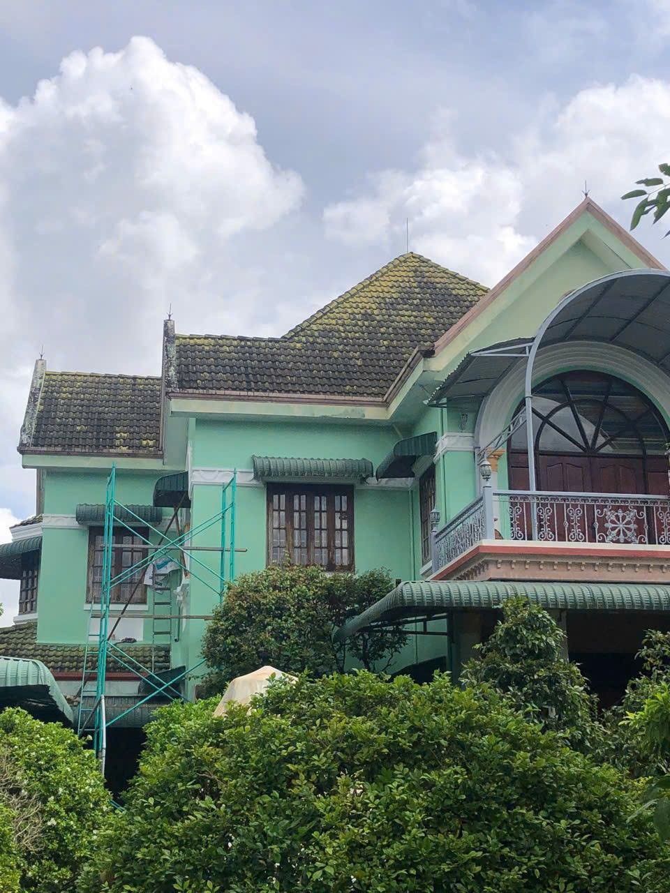 VỆ SINH & SƠN MỚI MÁI NGÓI NHÀ CHÚ NĂM - ĐỒNG THÁP